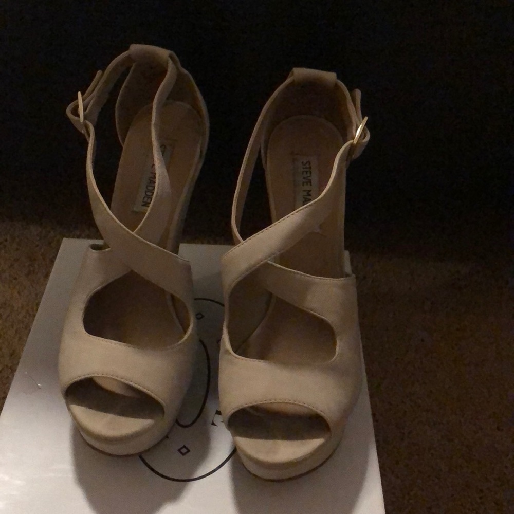 Steve Madden wedges